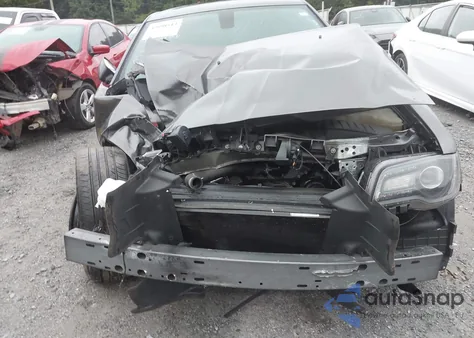 2023 Chrysler 300 300S z USA, uszkodzony, nr VIN 2C3CCABG6PH585200